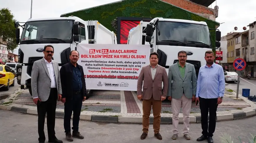 Bolvadin Belediyesi yeni çöp toplama araçları kazandırdı