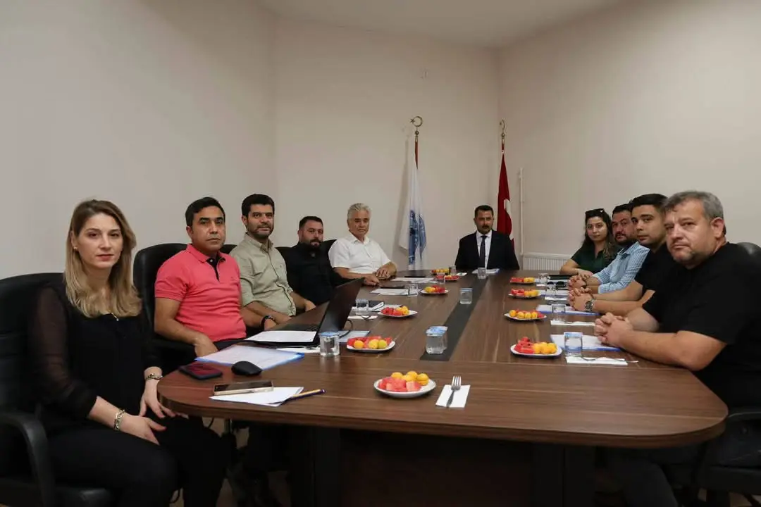 Dinar'da Üniversite-Sanayi İş Birliği Toplantısı Yapıldı