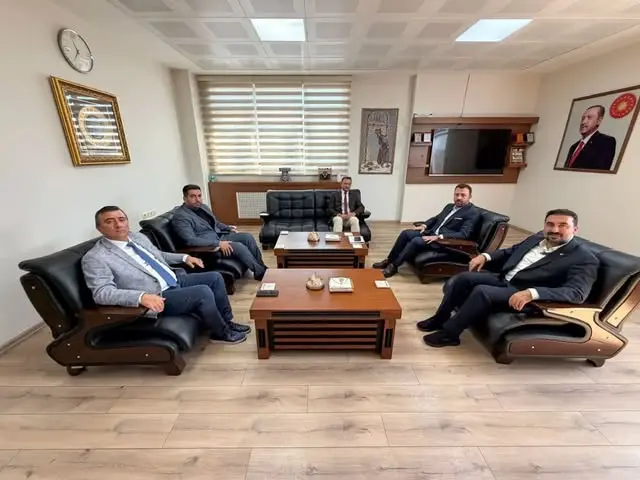 İl Başkanı Kavak, Sezen'i Ziyaret Etti