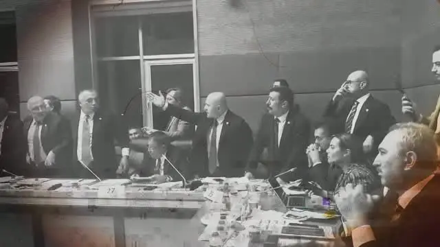 Demokrasi ve hukuk vurgusu yapıldı
