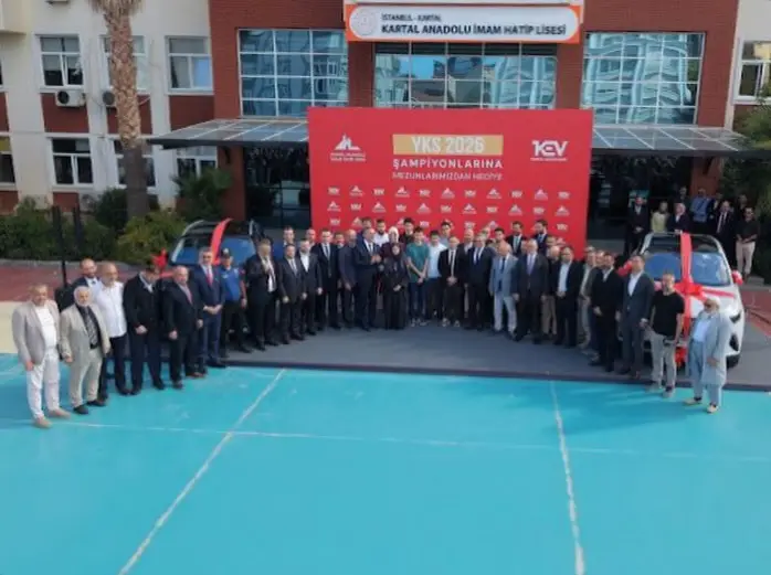 Kartal Anadolu İmam Hatip Lisesi'nde yeni eğitim yılı açılışı