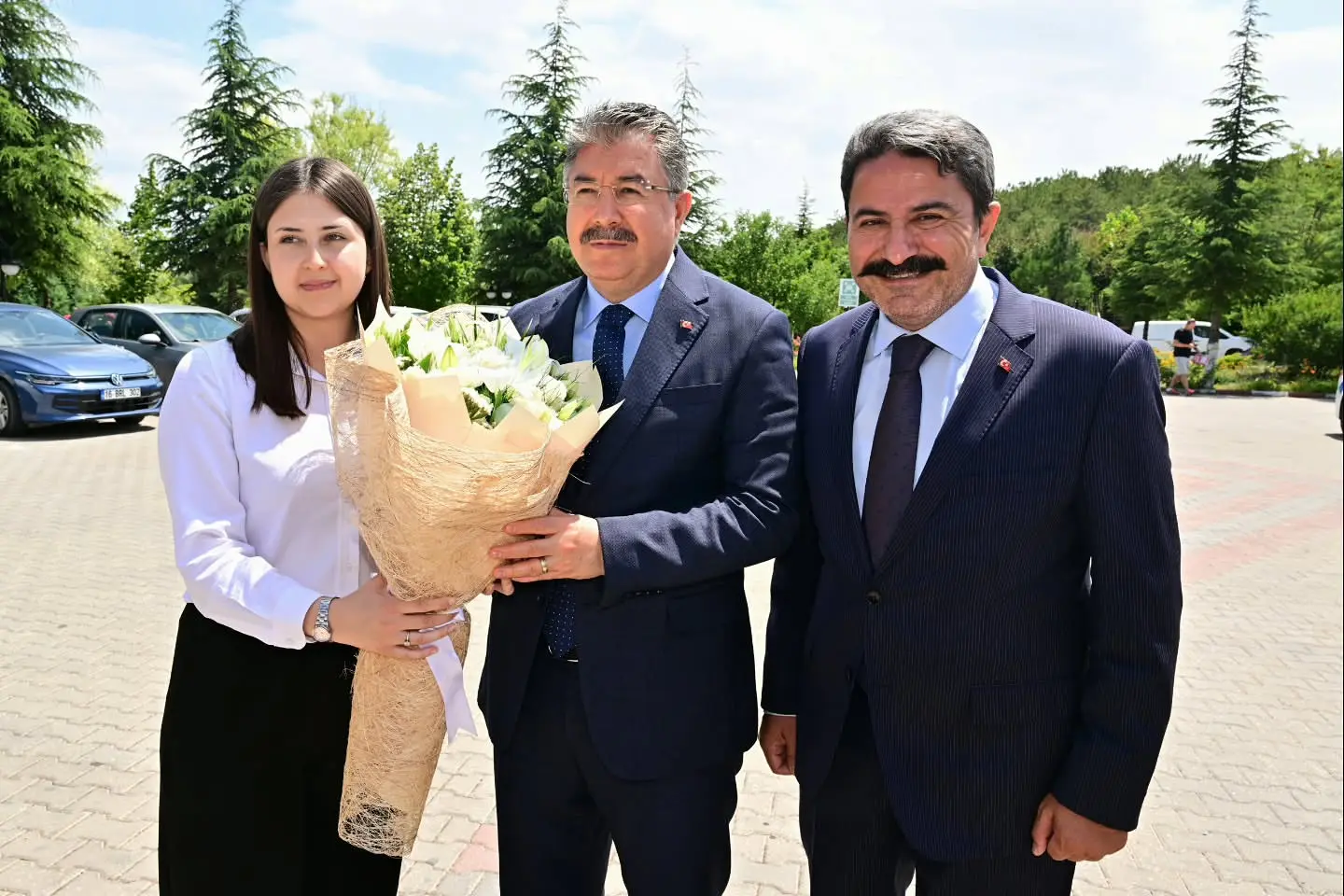 Vali Yılmaz, Gençlik ve Spor İl Müdürlüğü'nü Ziyaret Etti