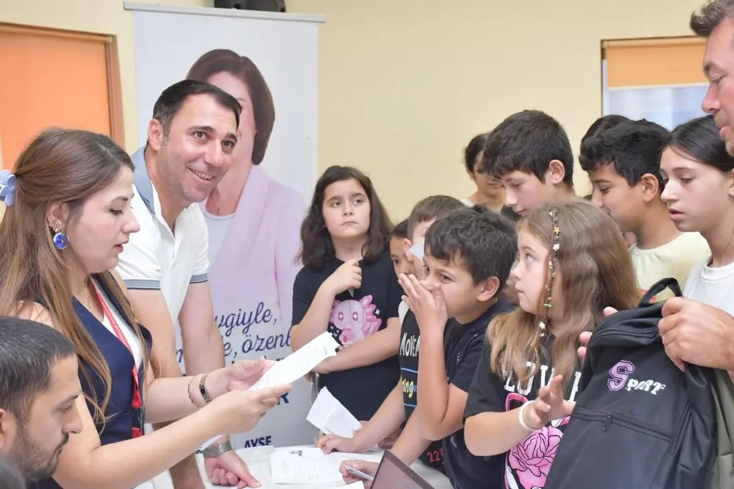 266 öğrenciye çanta ve kırtasiye desteği sağlandı