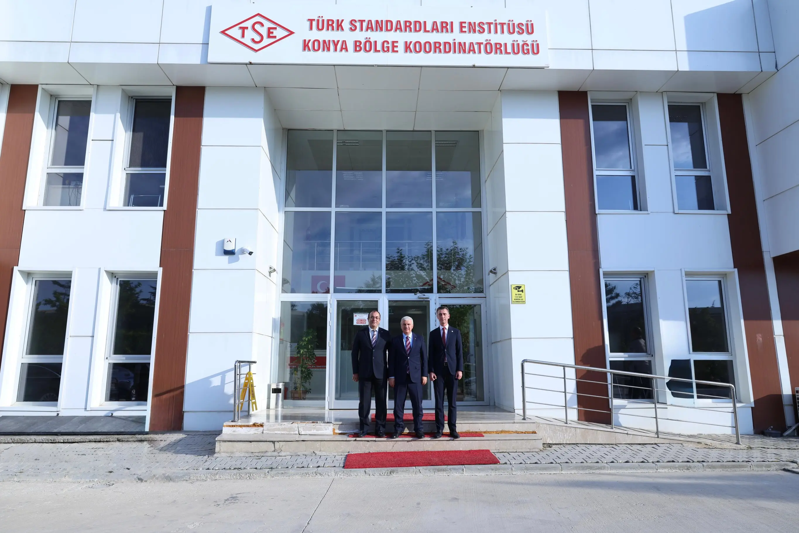 Vali Akın'dan TSE Ziyareti