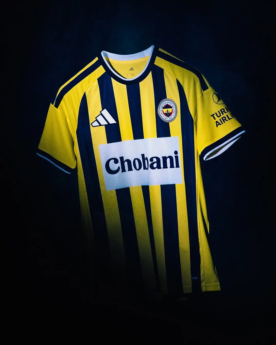 Fenerbahçe, yeni forma tanıtımını duyurdu