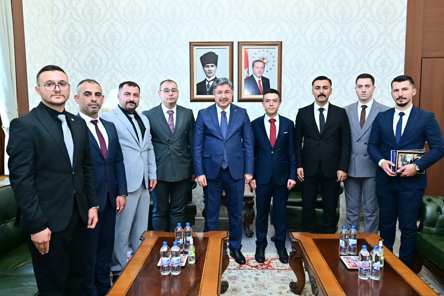 Gökhan Aker, Eskişehir Valisi'ni ziyaret etti