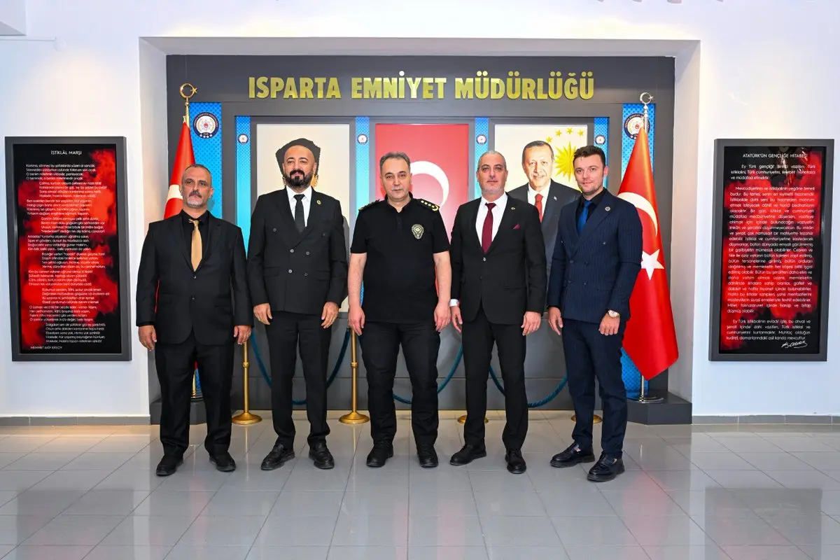 EMŞAV Yönetimi Isparta İl Emniyetini Ziyaret Etti