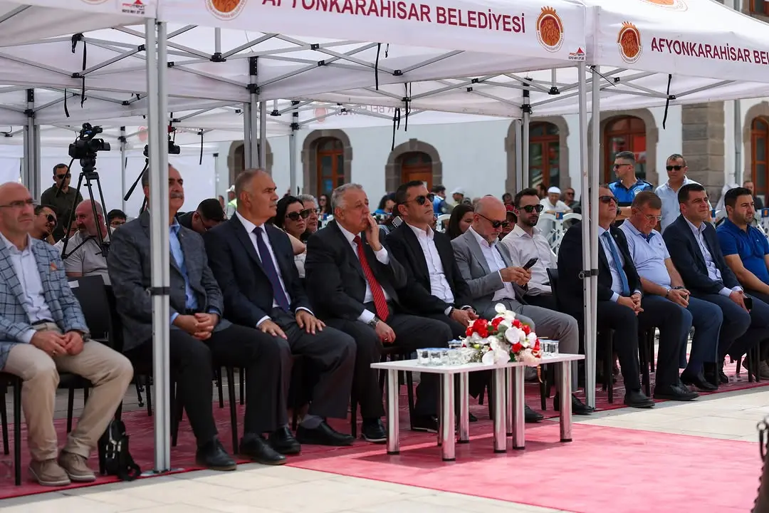 Afyonkarahisar'da Aşure İkramı Gerçekleşti