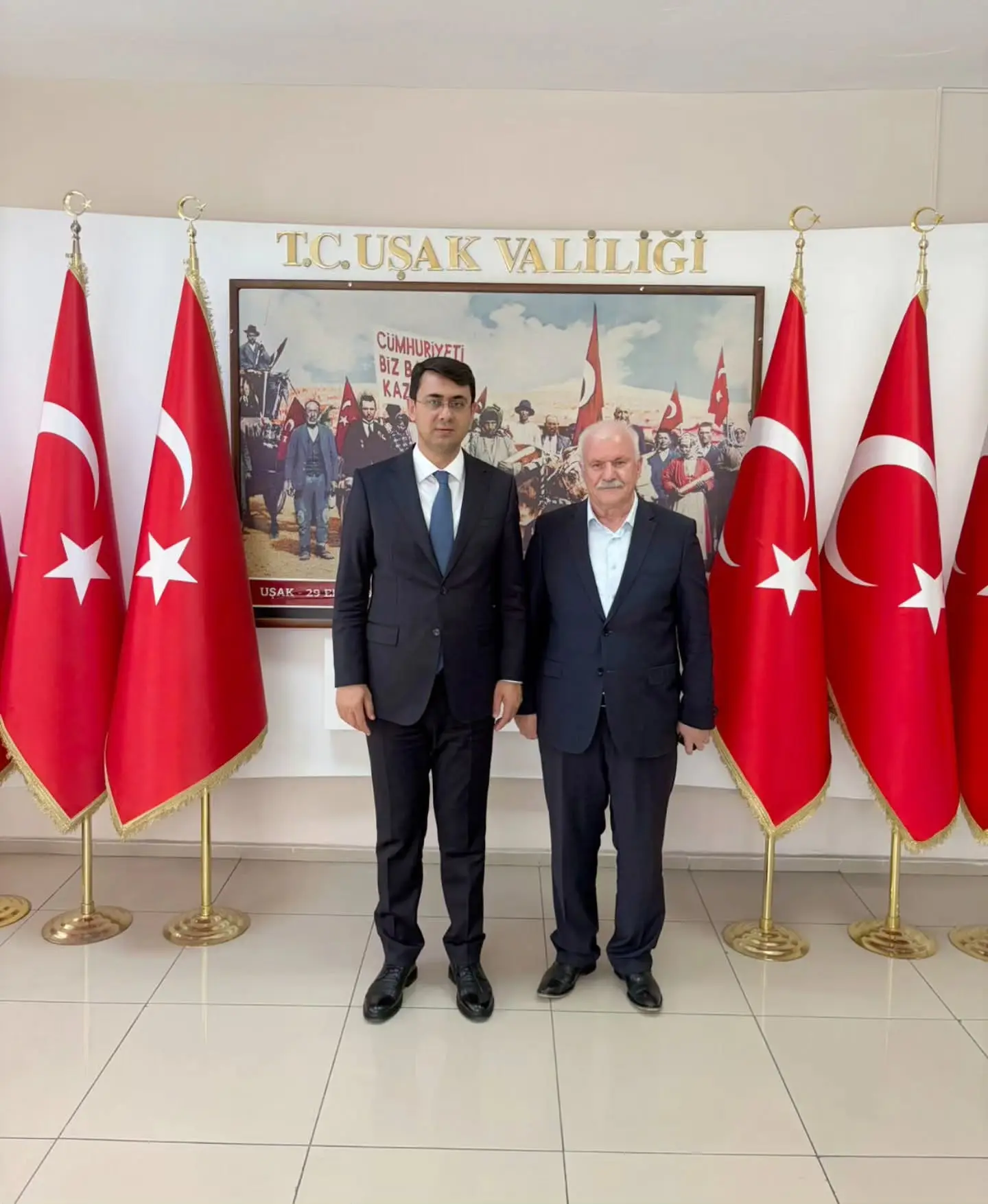 Uşak Valisi, Mehmet Şahin'e teşekkür etti