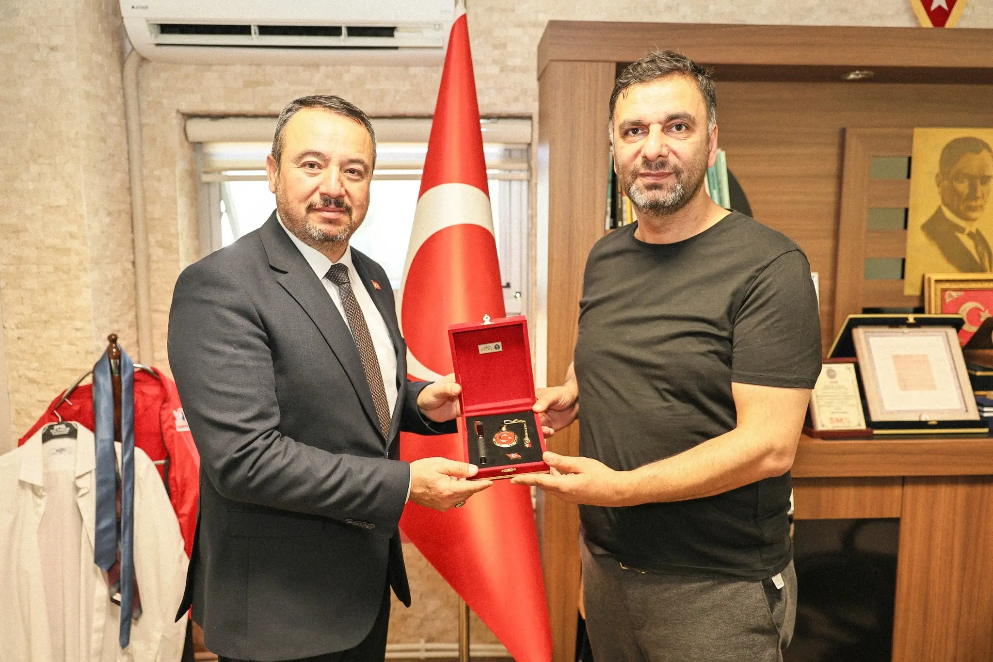 Sandıklıspor, Gençlik ve Spor İl Müdürü'nü Ziyaret Etti