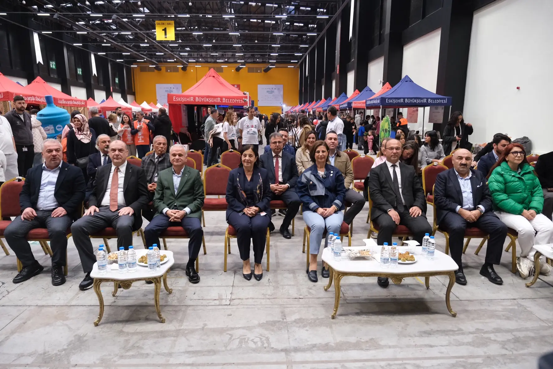 Eskişehir Fuar Kongre Merkezi'ne Teşekkür Plaketi