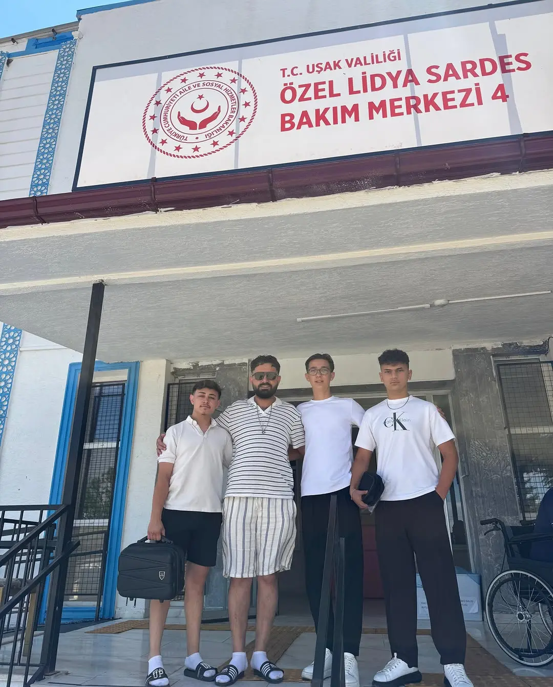 Uşak'ta Kuaförlerden Anlamlı Hizmet