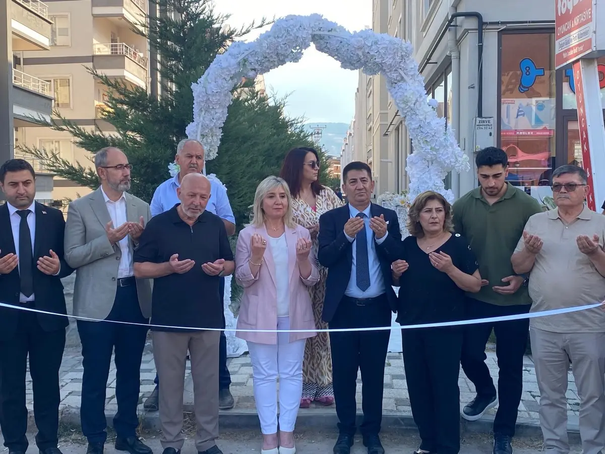 Diyetisyen Berkay Diktaş'ın işyeri açılışı gerçekleşti