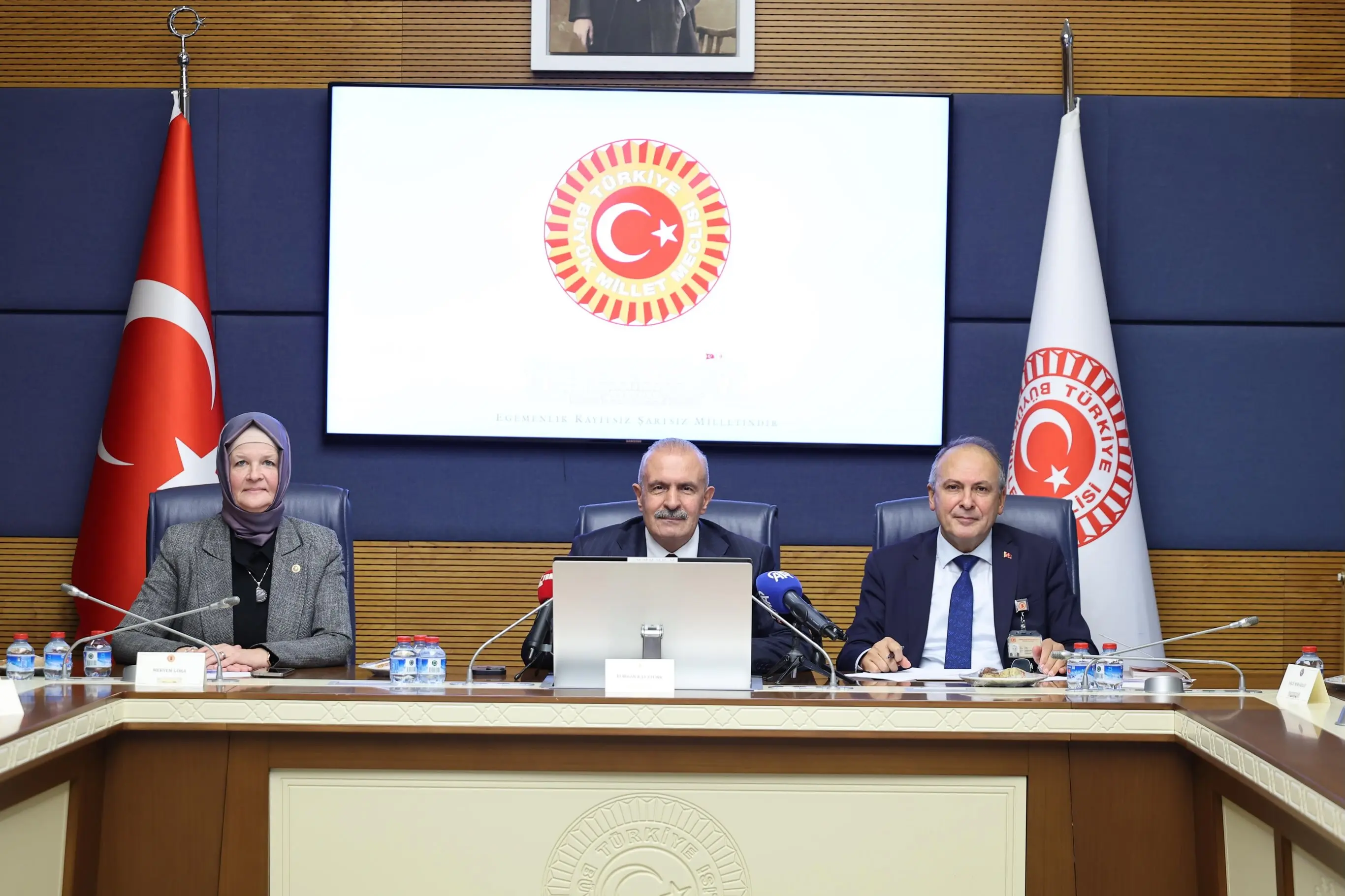 Yeni yasama yılı için ilk komisyon toplantısı yapıldı