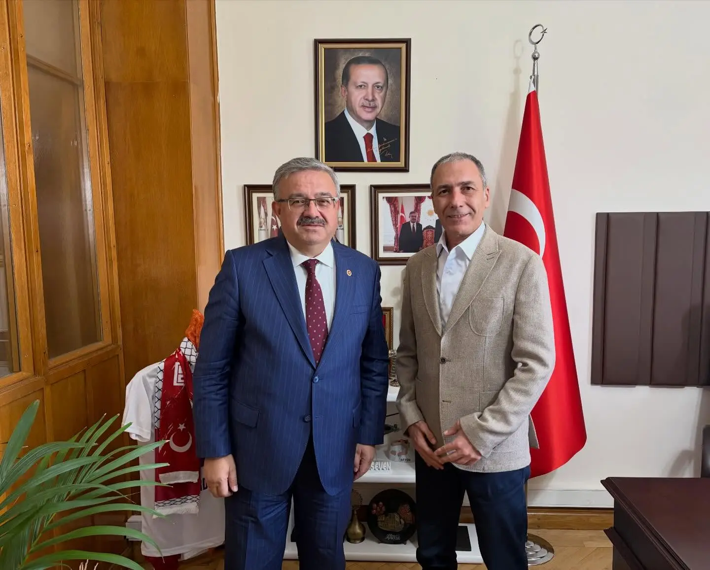 Mustafa Yıldız TBMM'de Ziyaret Gerçekleştirdi