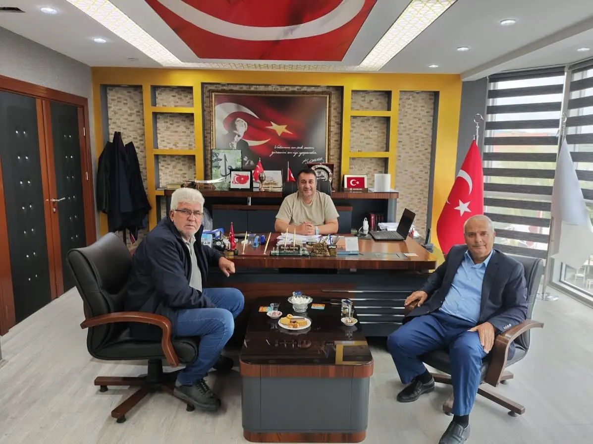 İrfan Seçen'den Mustafa Demiray'a ziyaret