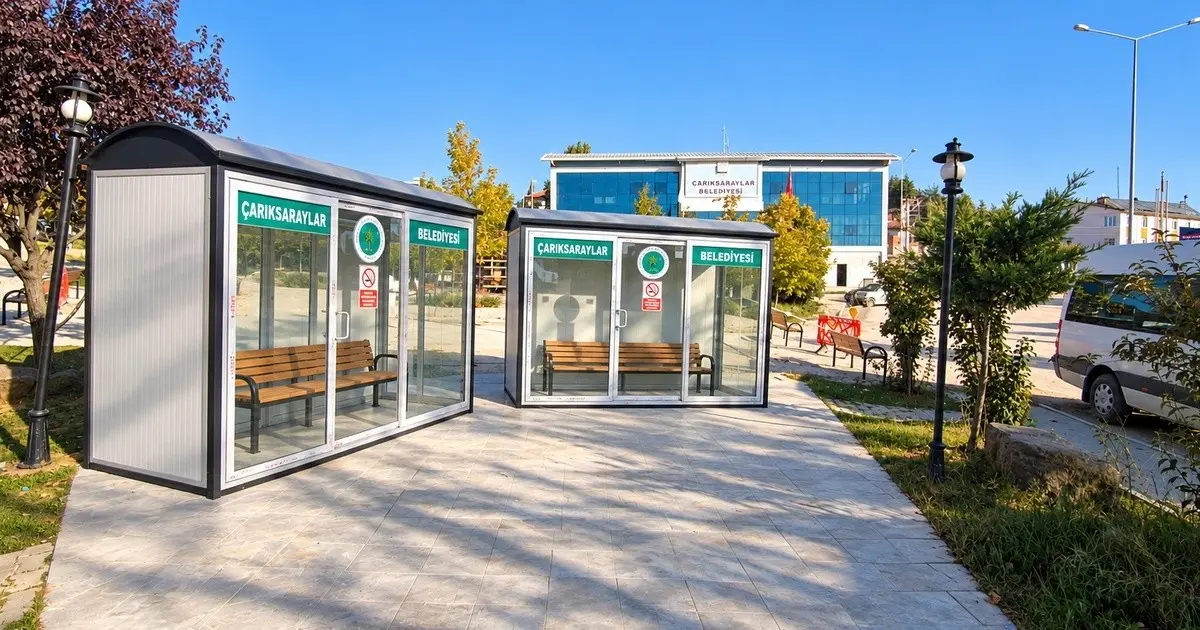 Çarıksaraylar'da Modern Durak Hizmeti Başladı