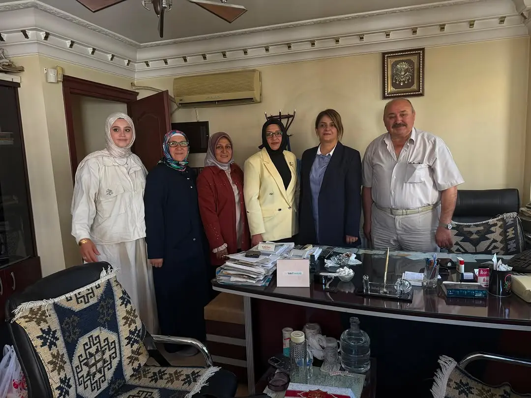 Kadın Kolları Başkanından Hatır Ziyareti