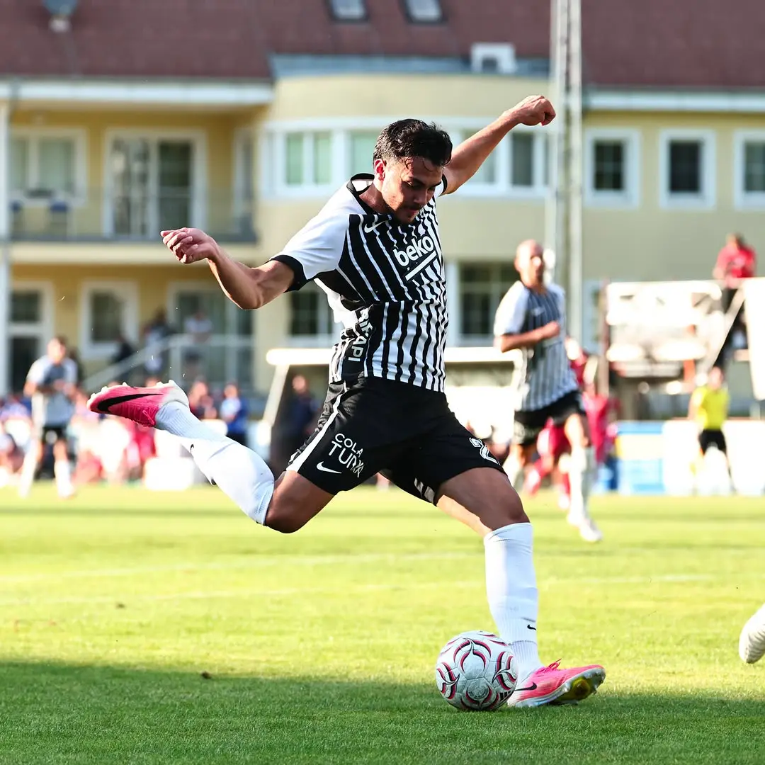 Beşiktaş, RTS Widzew Lodz ile Hazırlık Maçında