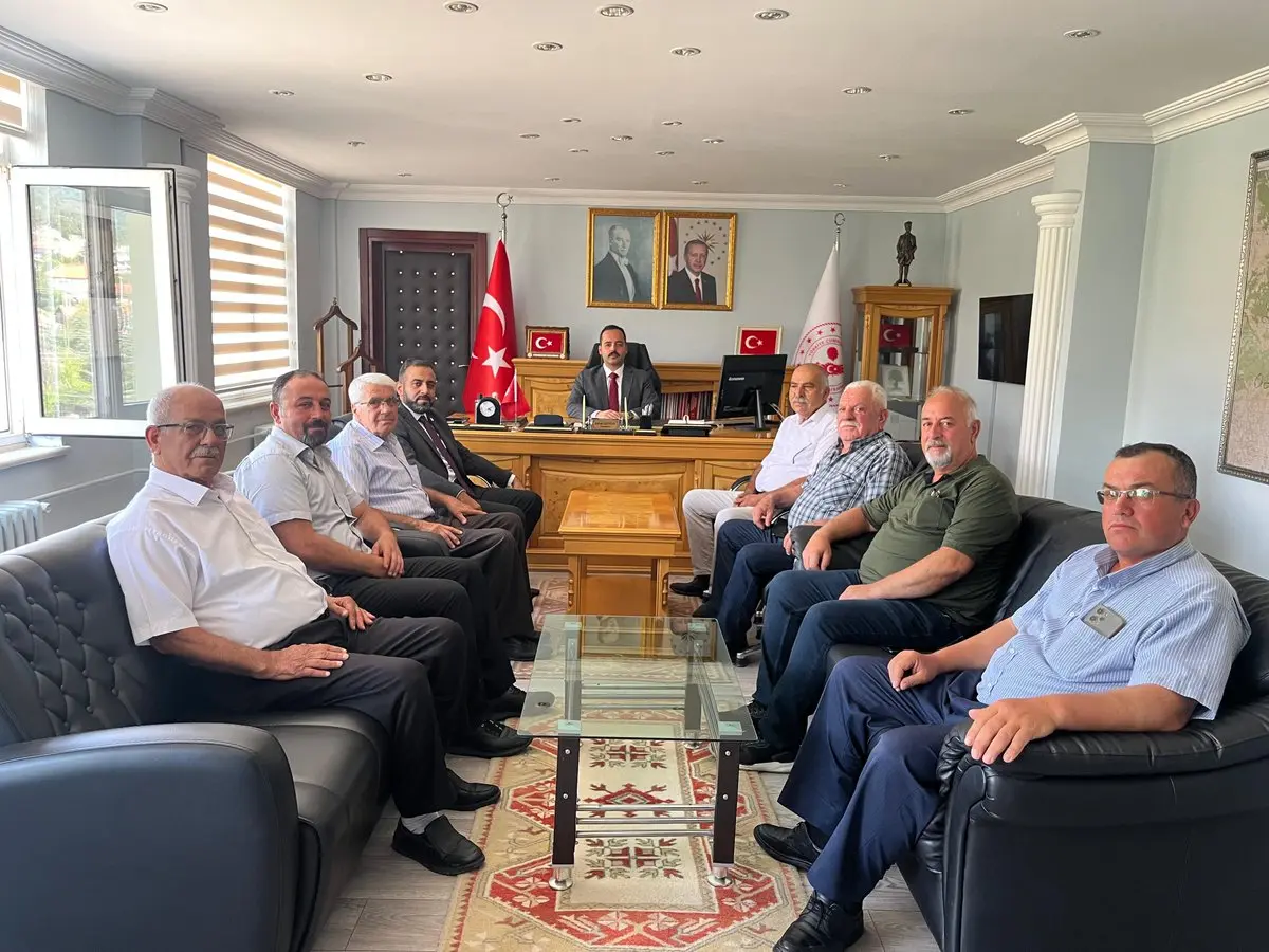 Yeni Parti İlçe Başkanı'ndan Kaymakam'a Ziyaret