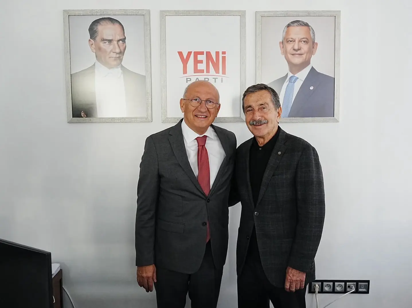 Tepebaşı Belediye Başkanı YENİ Parti'yi ziyaret etti