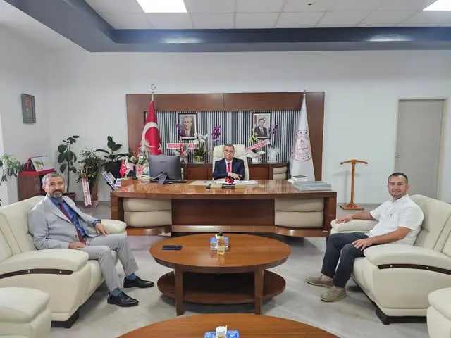 Öğrenci ve Müdür Arasında Samimi Buluşma