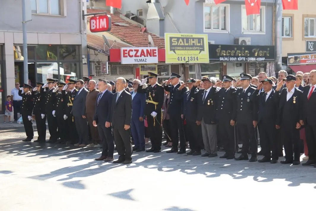 Eşme'de 30 Ağustos Zafer Bayramı Kutlandı