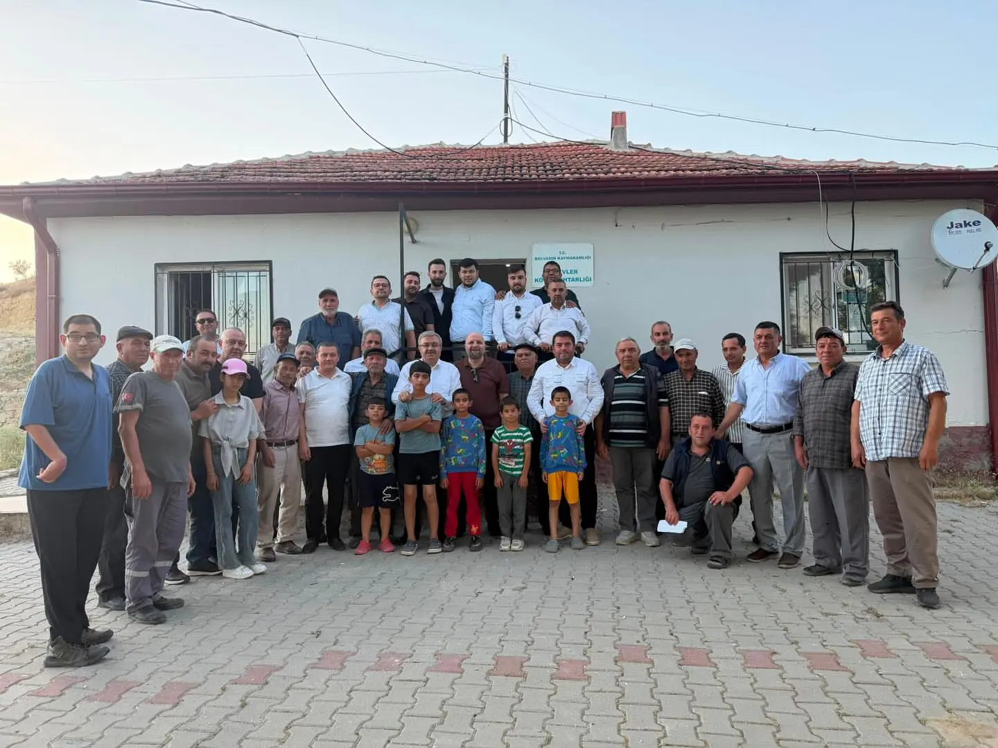 Dipevler Köyü'nde vatandaşlarla bir araya gelindi