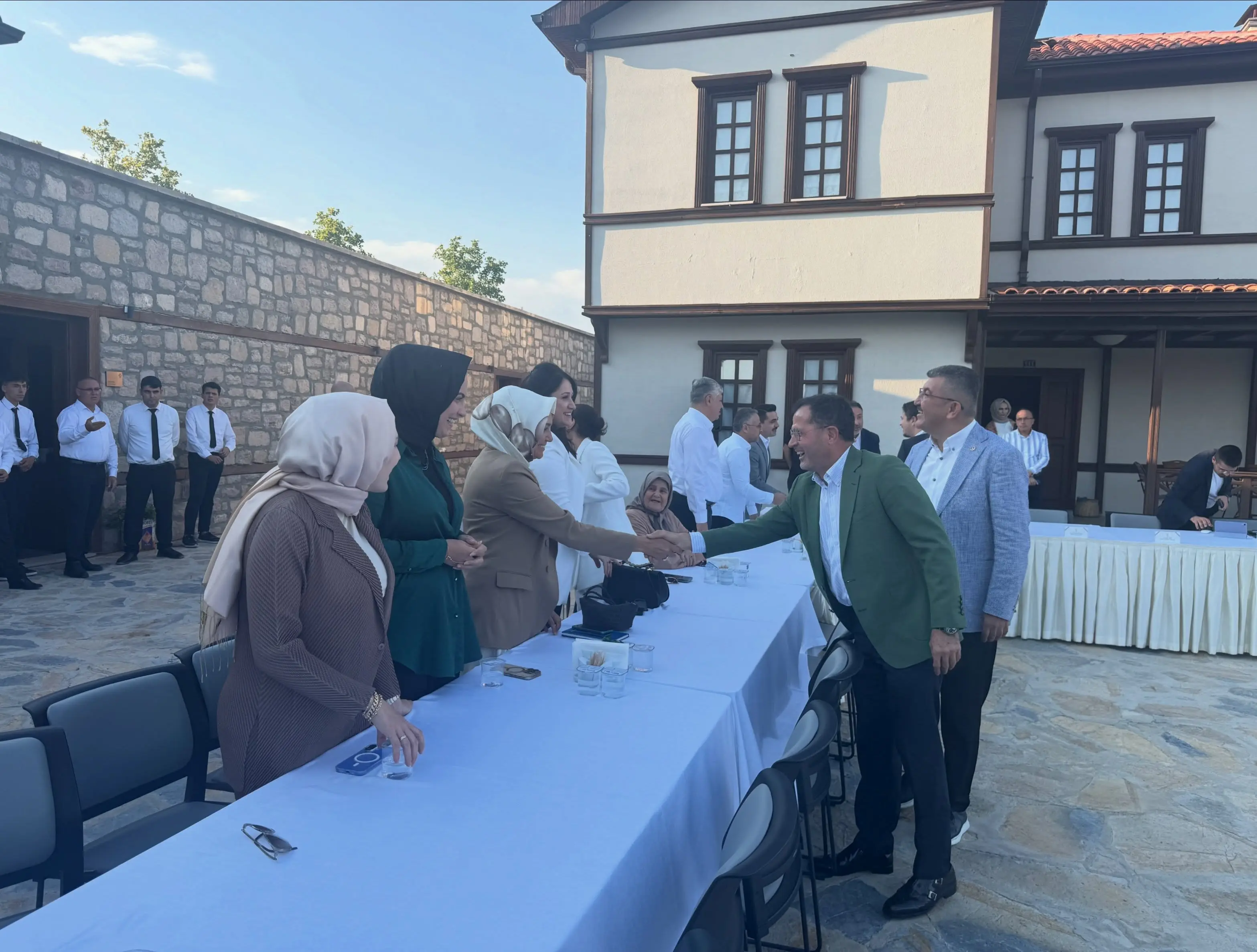 Teşkilat toplantısında birlik ve beraberlik vurgusu