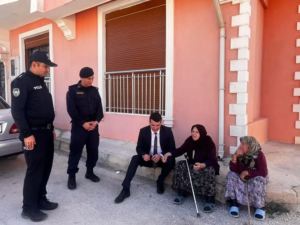 Evciler Kaymakamı esnafları ziyaret etti