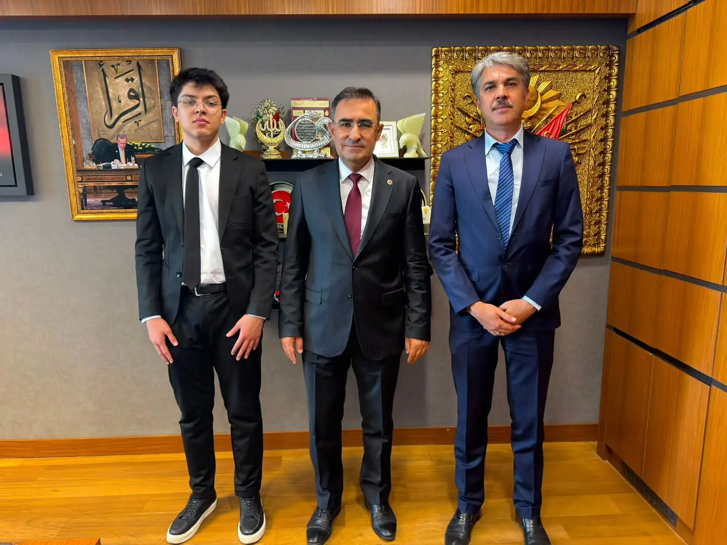 Hocalar Hastane Müdürü TBMM'de ağırlandı