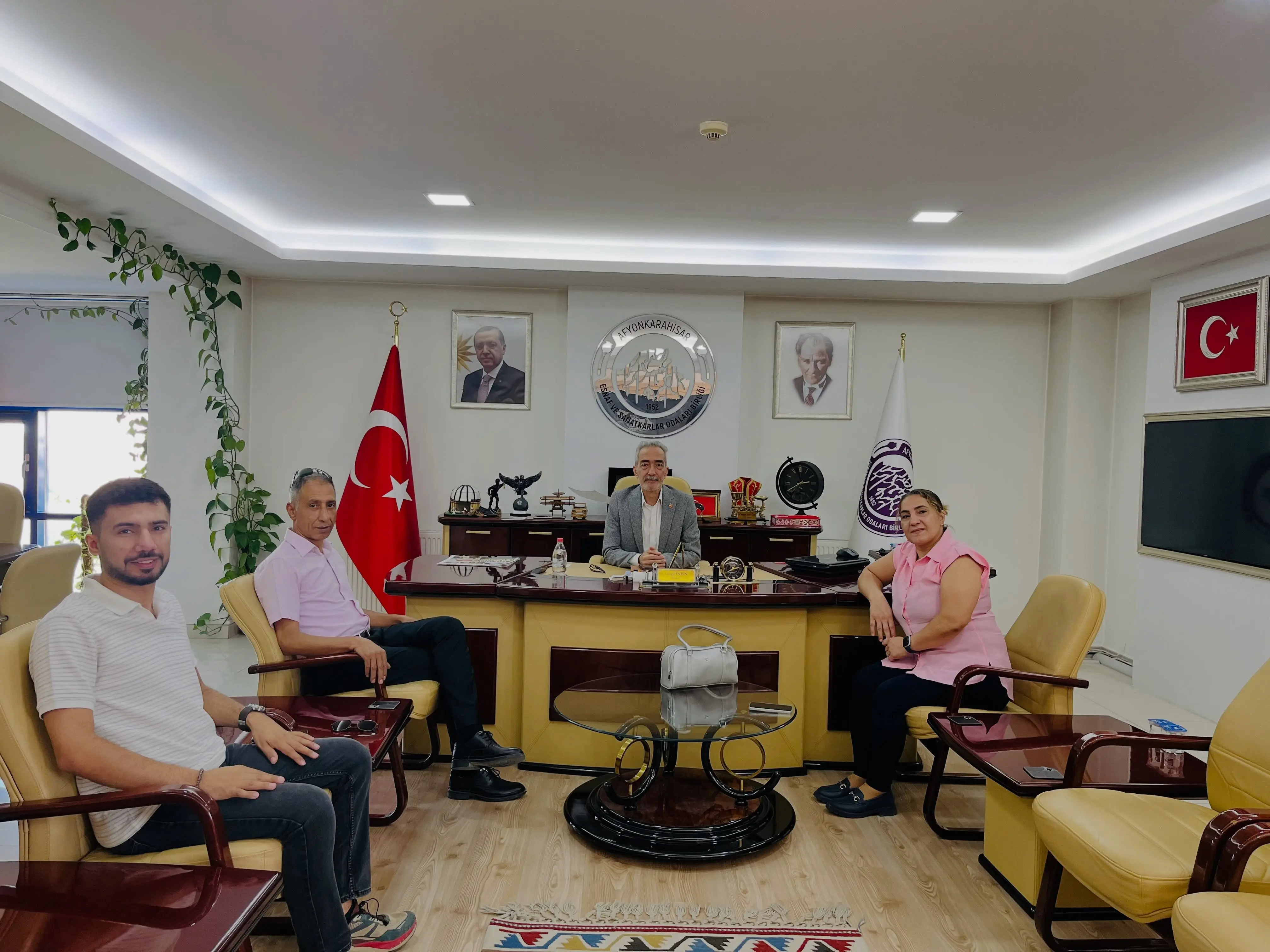 Bakkallar Esnaf Odası üyeleri ziyarette bulundu
