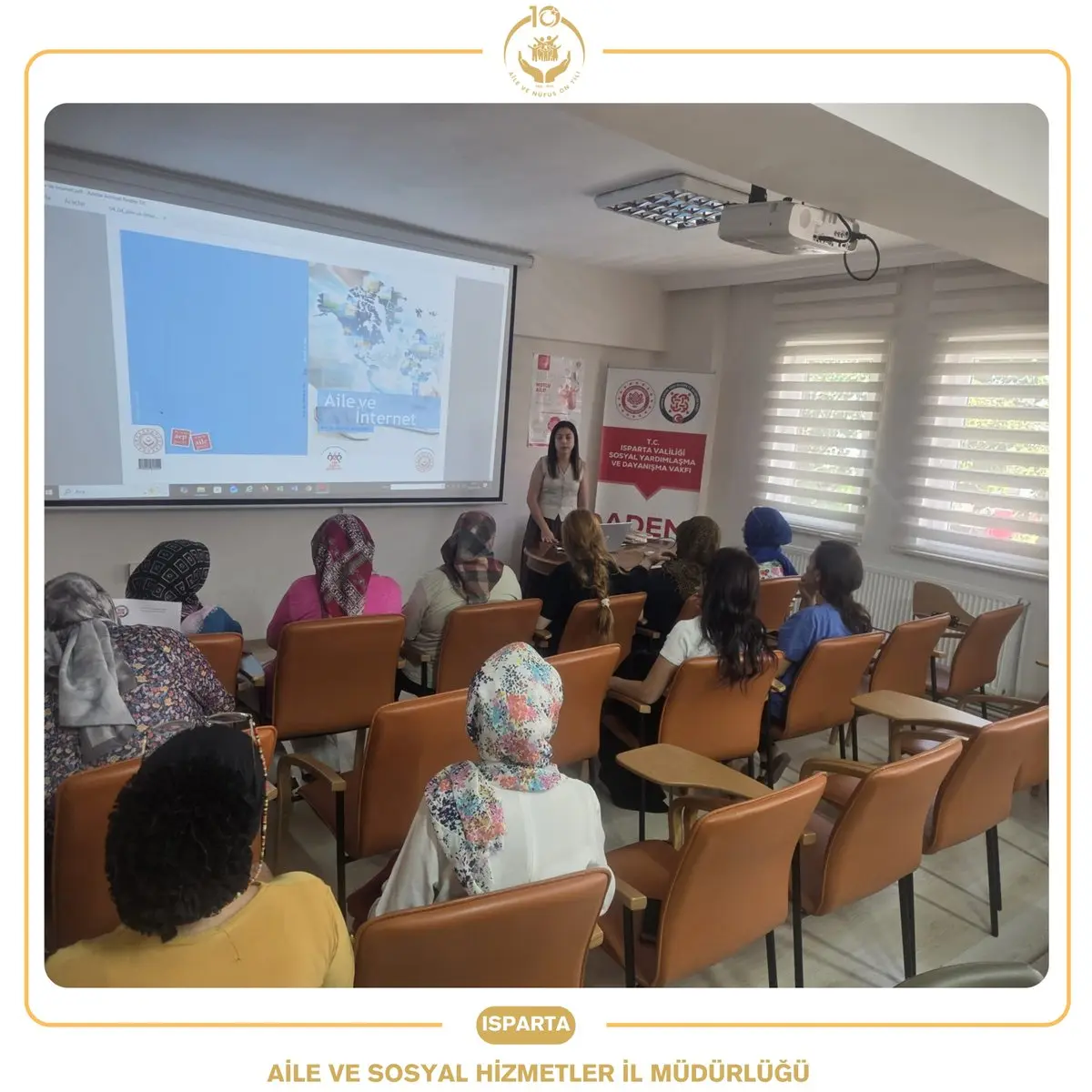 Isparta'da Aile ve Medya Eğitimi Düzenlendi