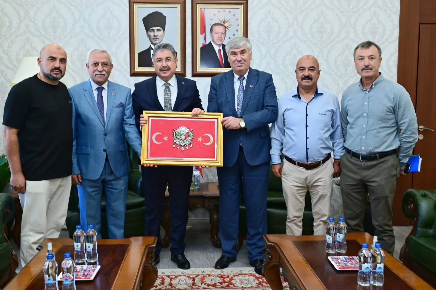 Vali Yılmaz, Dernek Yönetimini Kabul Etti