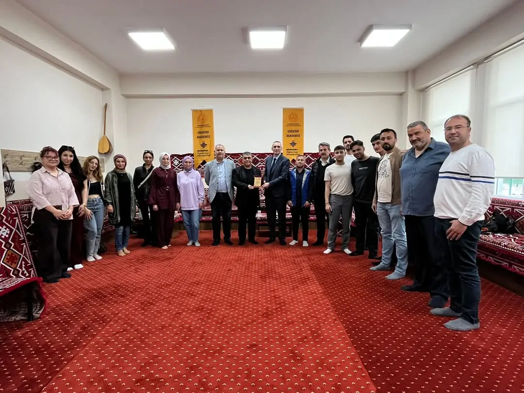 Edebiyat Akademisi'nde müziğin etkisi ele alındı