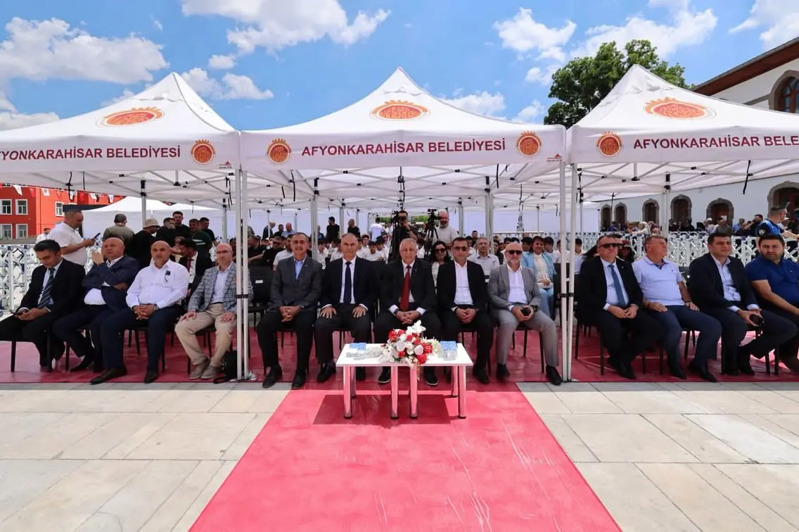 Afyonkarahisar'da Aşure Dağıtımı Etkinliği