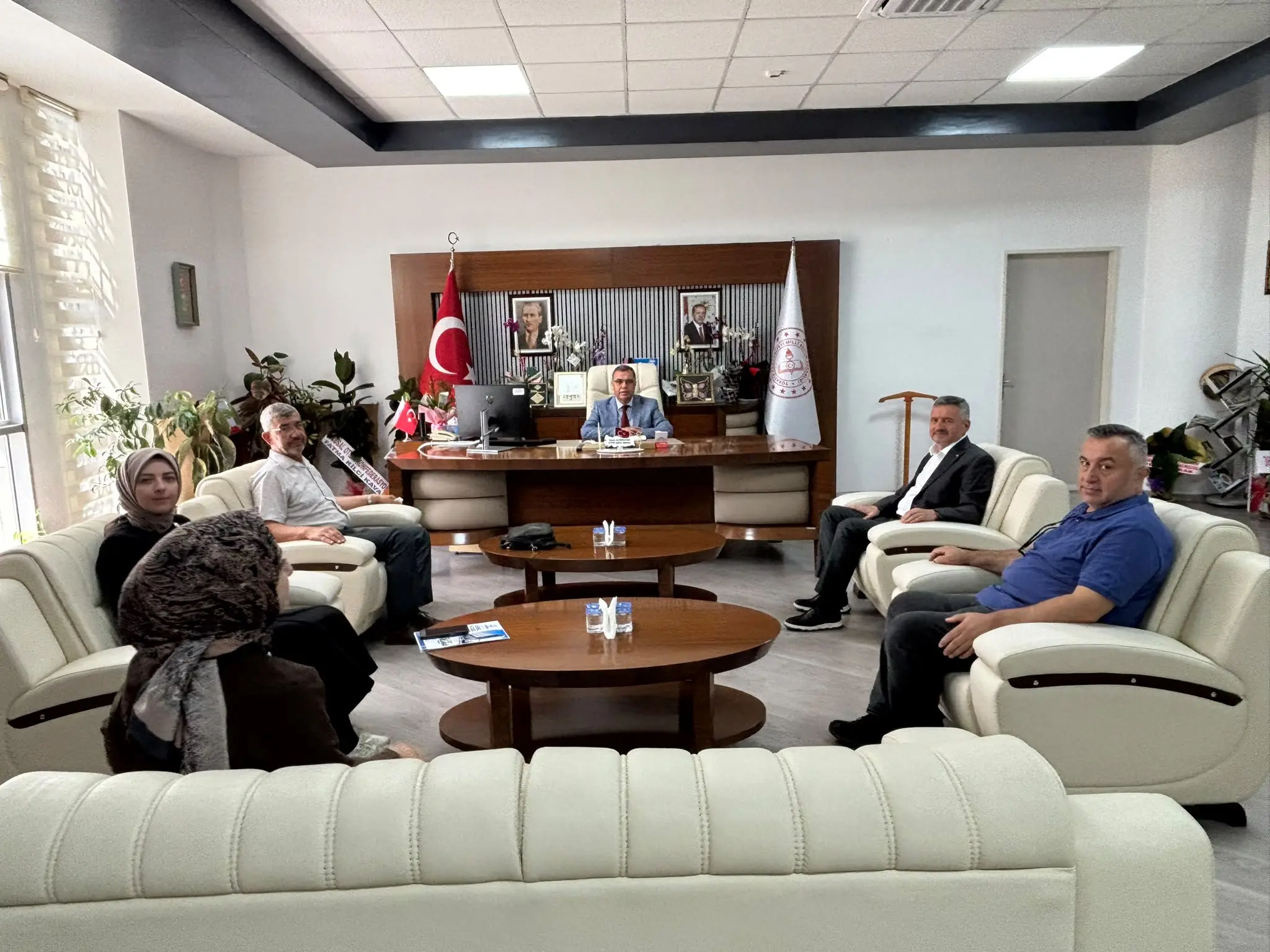 İsmail Altınkaynak'a hayırlı olsun ziyareti