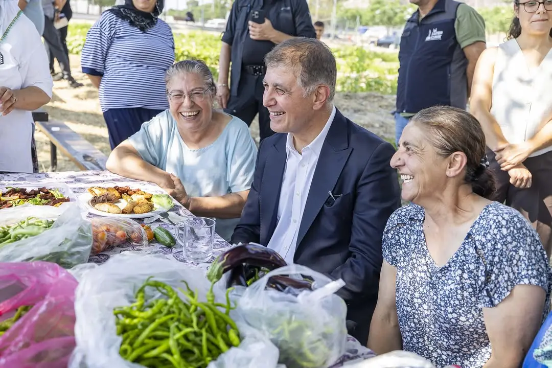 Kadifekale'de Uçurtma Şenliği Düzenlendi