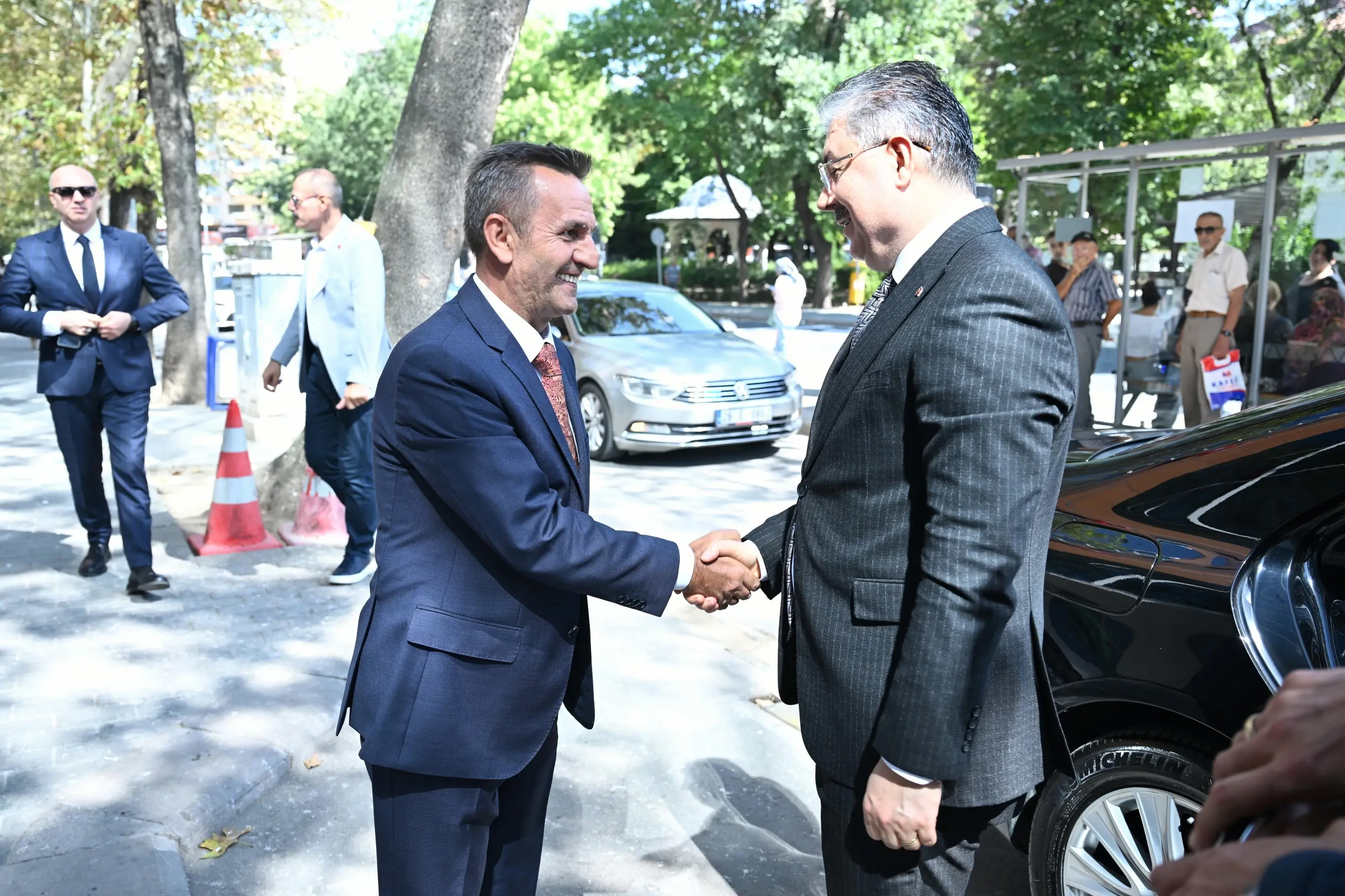 Vali Yılmaz, SGK İl Müdürü'nü Ziyaret Etti
