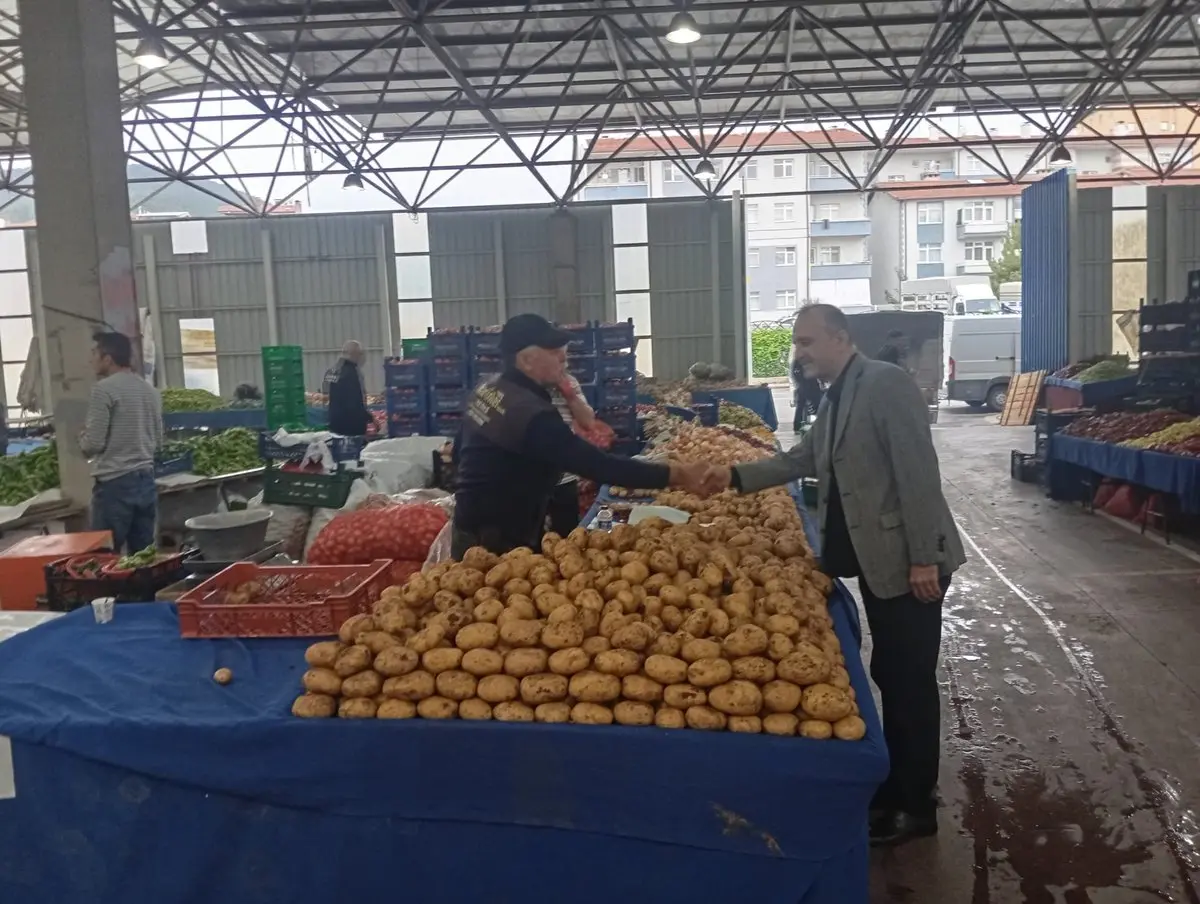 Ahilik Haftası'nda dua ve esnaf ziyareti