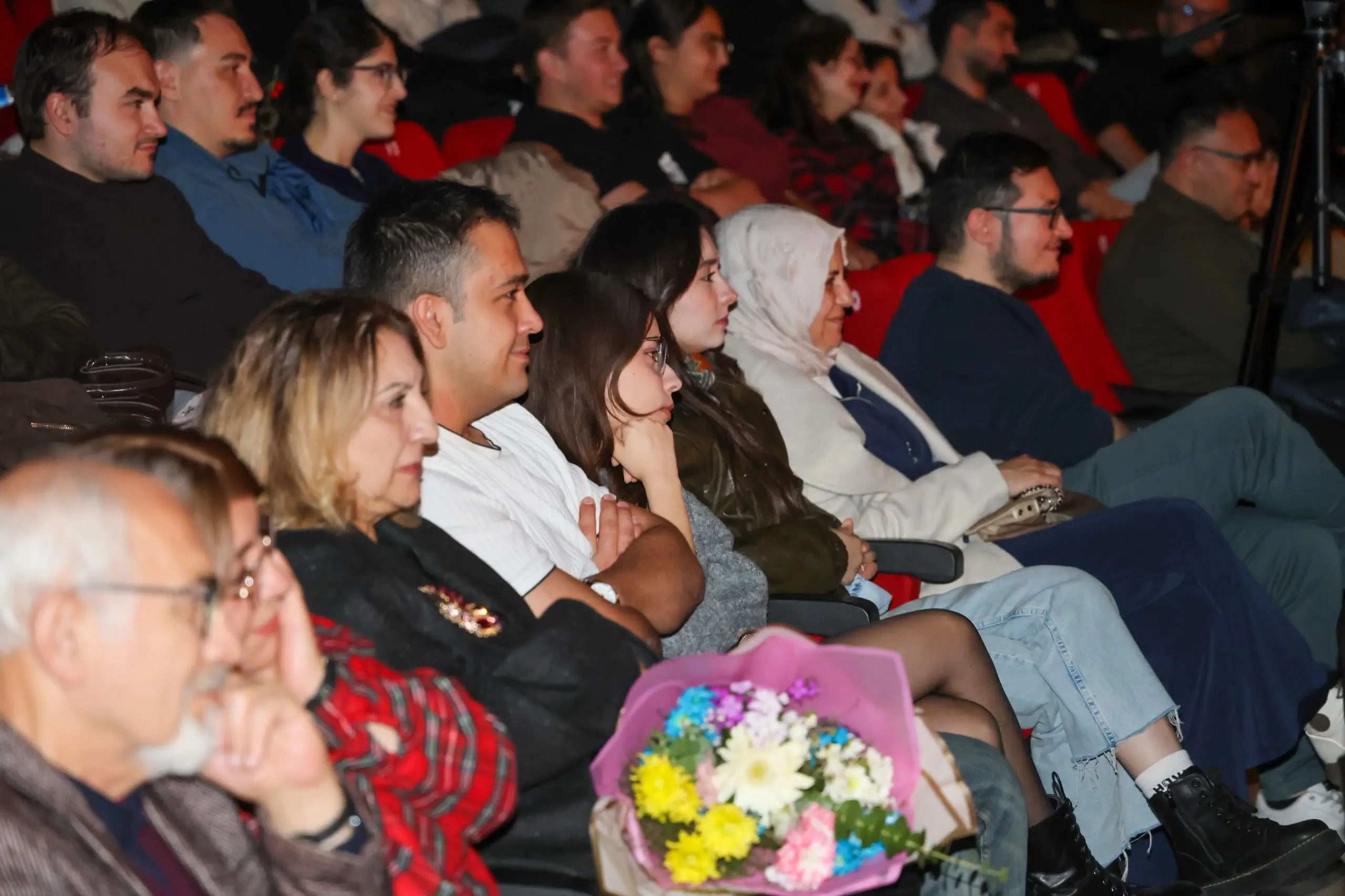 Uşak'ta Kahkaha Dolu Gece