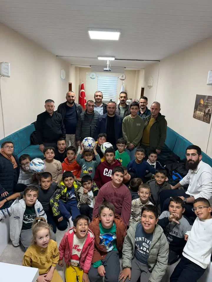 Isparta Sütçüler Belediyesi'nden gençlerle buluşma