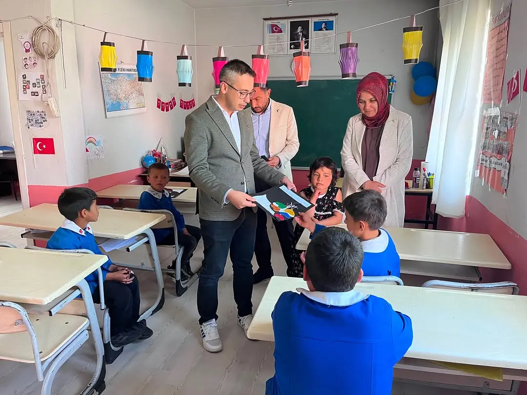 İhsaniye'de Karne Günü Ziyaretleri Gerçekleşti