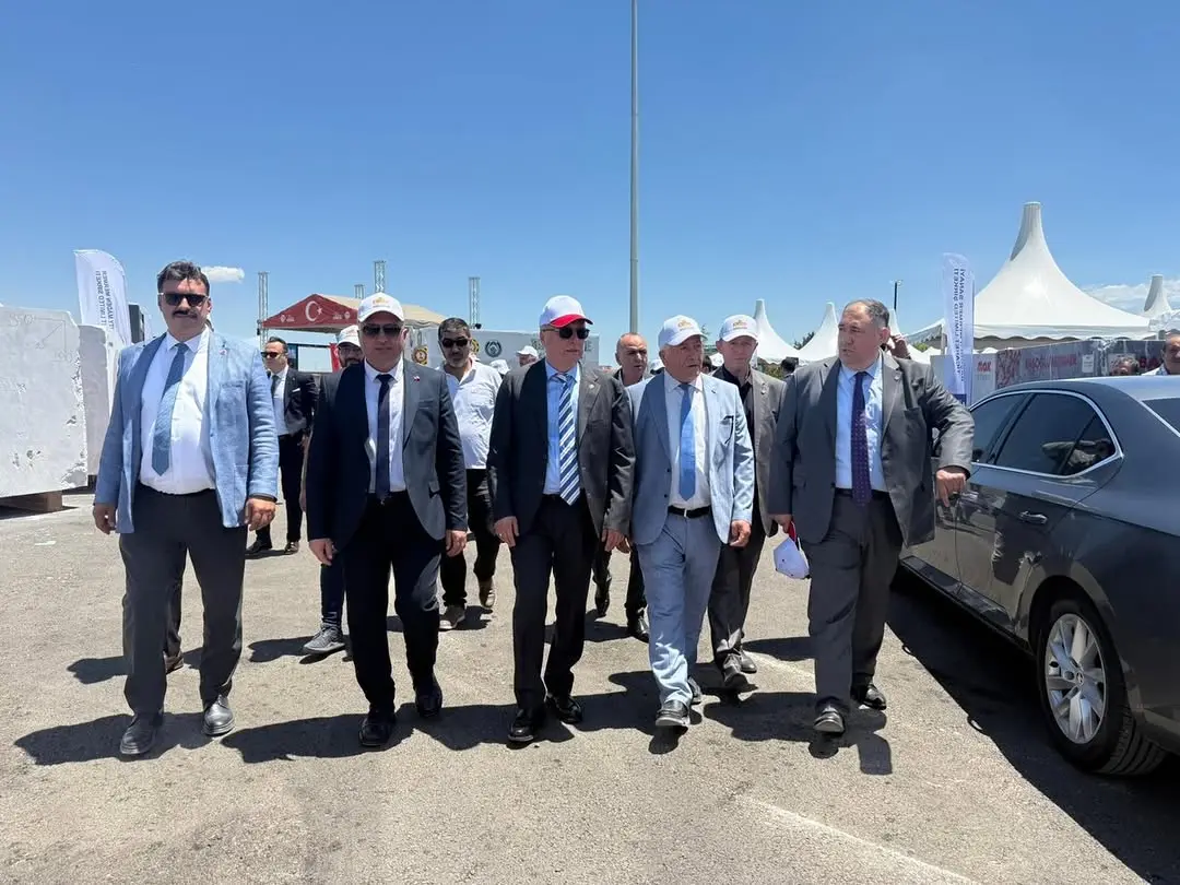 Belediye Başkanı Kantartopu Fuarı Ziyaret Etti