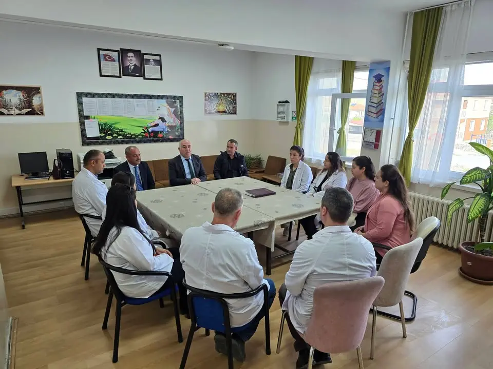 Emirdağ İlçe Milli Eğitim Müdürü okul ziyaretinde
