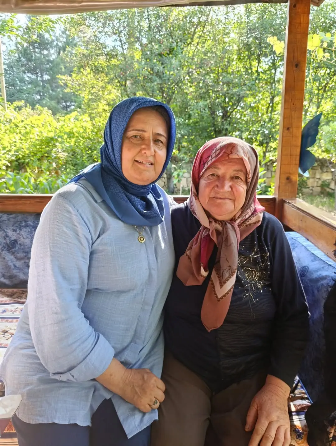 Yaşlılar Komisyonu, büyükleri ziyaret etti