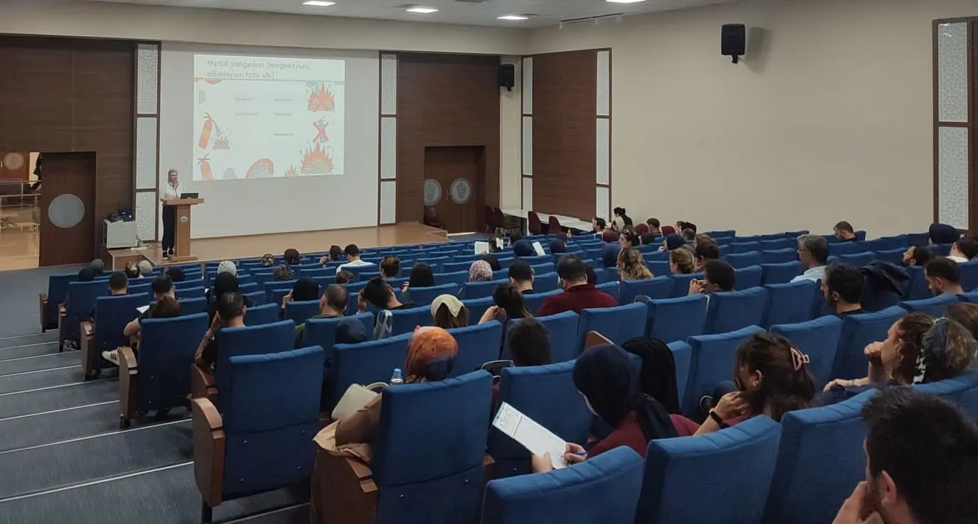 AFSÜ Hastanesi Personeli İş Sağlığı Eğitimi Aldı