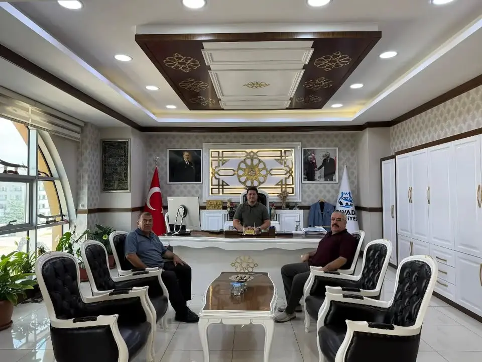 Başkan Aynacı, Ziyaretçilerle Görüştü