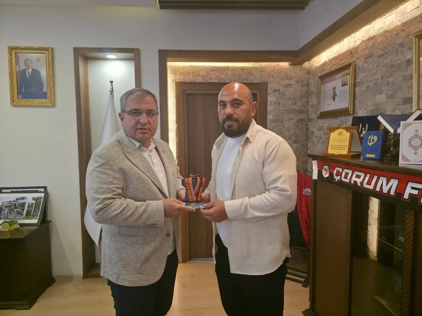 Bayram Nigar, Başkan Ünlü'yü ziyaret etti
