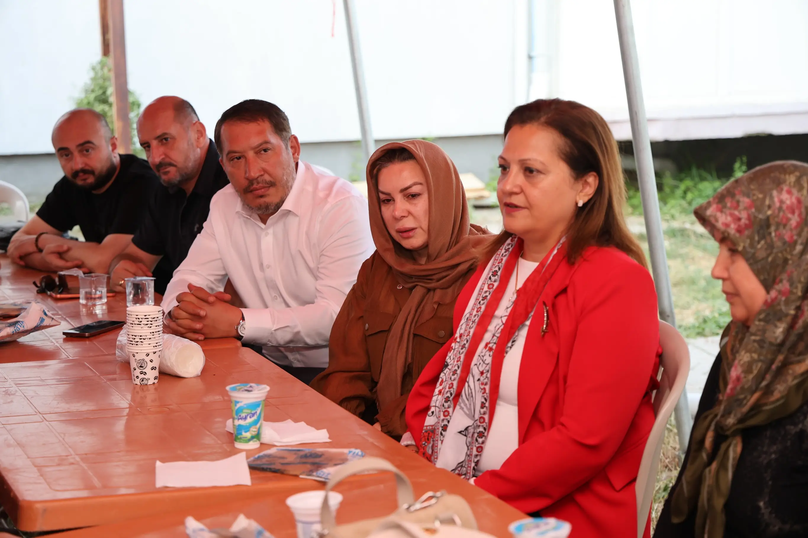 Dinar Belediye Başkanı'nın kayınvalidesi vefat etti